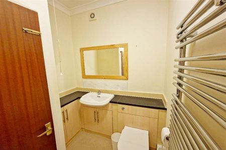 Studio to rent - Photo 5