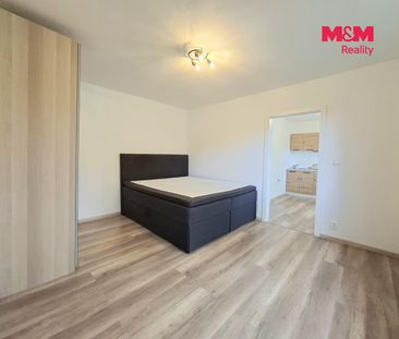 Pronájem bytu 1+1 33 m², Závodu míru 583, Karlovy Vary Stará Role - Photo 5