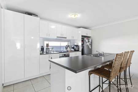 FOUR BEDROOM HOME - Photo 2