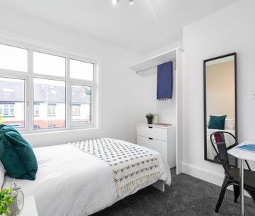 6 bedroom house to rent - Photo 3