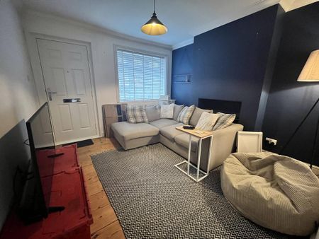 2 bedroom terraced house to rent - Photo 5