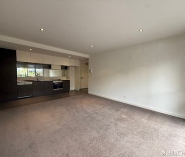 2/15 Eucalyptus Drive, Maidstone - Photo 1