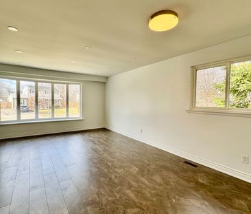 For Lease - 840 Cabot Trail, Milton, Ontario - Photo 1