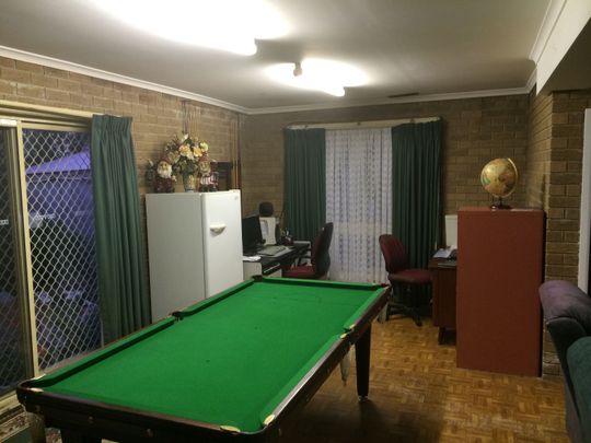 Westmeadows - Photo 1