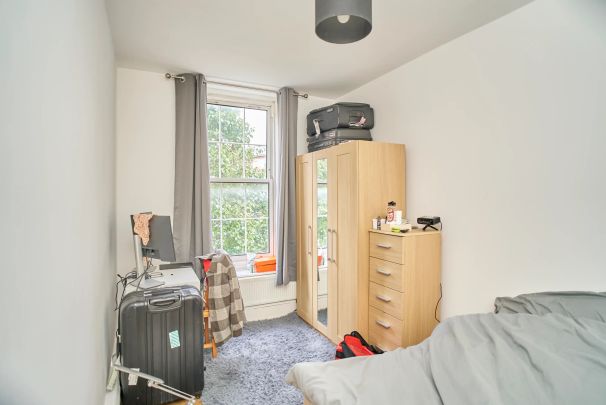 5 Pegwell House Room 1 - Photo 1