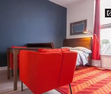 Practical studio flat to rent in Rathgar, Dublin - Photo 4