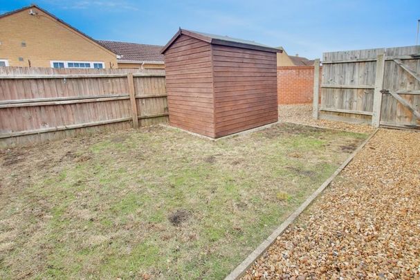 3 bedroom detached bungalow to rent - Photo 1