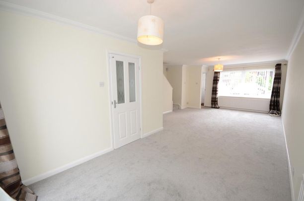 3 bedroom terraced house to rent - Photo 1