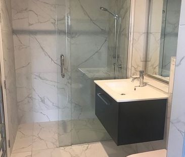 Stylish Newmarket 1BR Apt w/ Parking - Photo 5