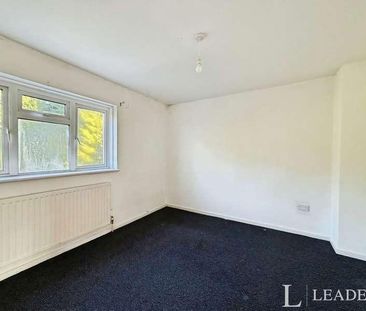 The Hides, Harlow, CM20 - Photo 4