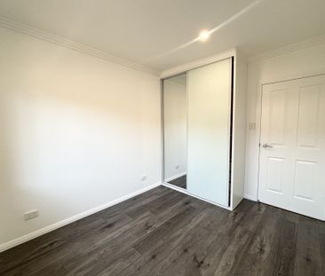 Modern Comfort & Style in the Heart of Ingleburn - Photo 3