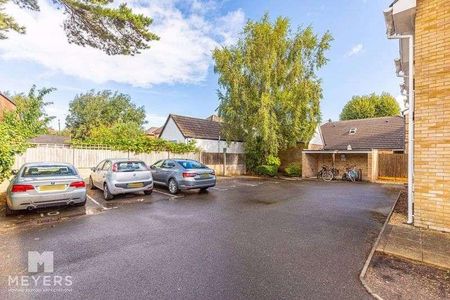 Harvey Road, Bournemouth, BH5 - Photo 2