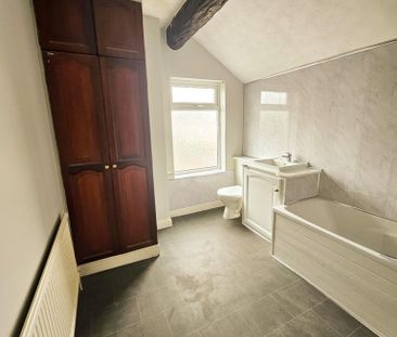 2 bedroom terraced house to rent - Photo 5