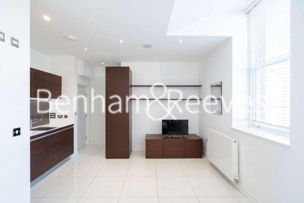 Albany House, Judd Street, WC1H - Photo 1