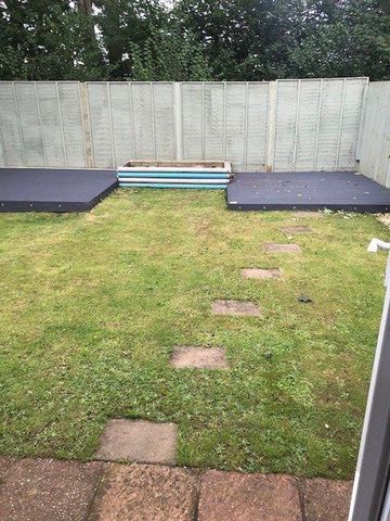 2 bedroom semi-detached house to rent - Photo 2