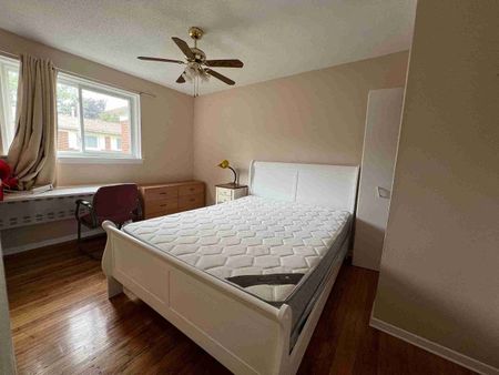 For Lease - 575 Gainsborough Road, London North, Ontario - Photo 5