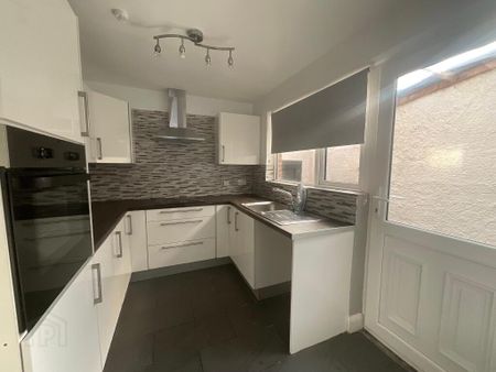 351 Antrim Road, Newtownabbey, BT36 5EB - Photo 4