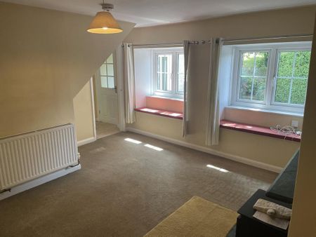 3 bedroom detached house to rent - Photo 4