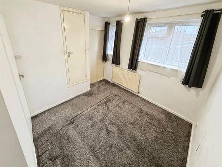 2 bedroom semi-detached house to rent - Photo 3