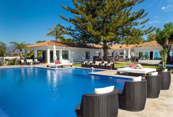 Luxury Villa for rent in Elviria, Spain