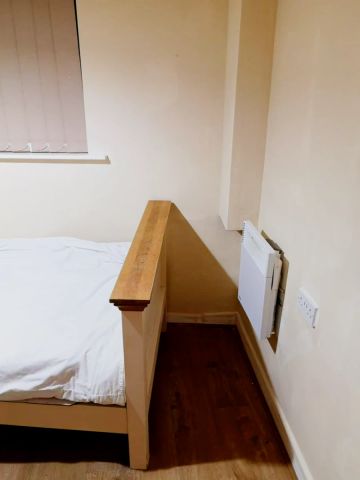 Small Suite - Photo 2