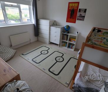 3 bedroom semi-detached house to rent - Photo 2