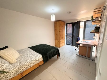 3 Bedrooms, En-suite, 2 Old Silk Yard – Student Accommodation Coventry - Photo 4