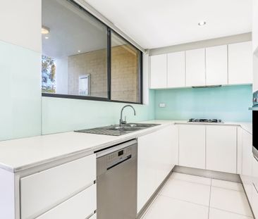 Two-Bedroom + Study Townhouse with Private Rooftop Terrace - Photo 3