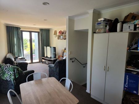 PAPATOETOE - Shirley Road 3 Bedroom Townhouse - Photo 3
