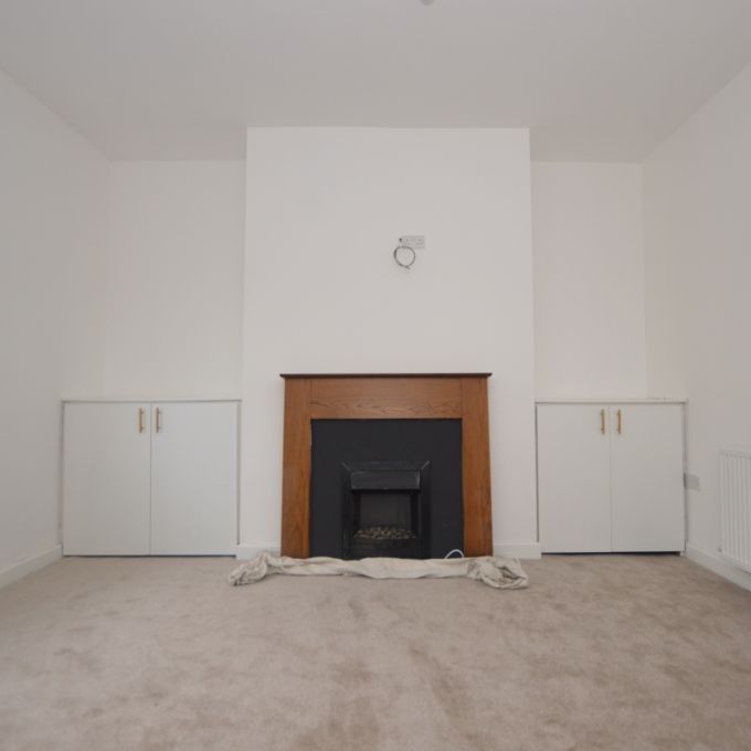 2 Bedroom Terraced House - Photo 1
