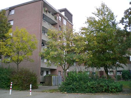 Demnächst frei! Geräumige 4-Zimmer-Wohnung in Neuss Derikum - Foto 3