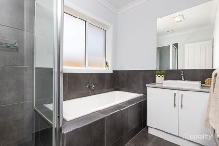 4 Bedroom Home In Court Location Close To School & Mildura Central Plaza - Photo 3