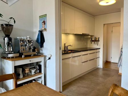 APPARTEMENT DE 3 PIÈCES À LUCERNE, MEUBLÉ, TEMPORAIRE - Photo 2