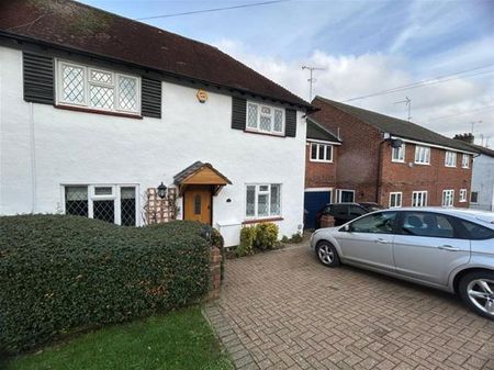 4 bedroom house to rent - Photo 2