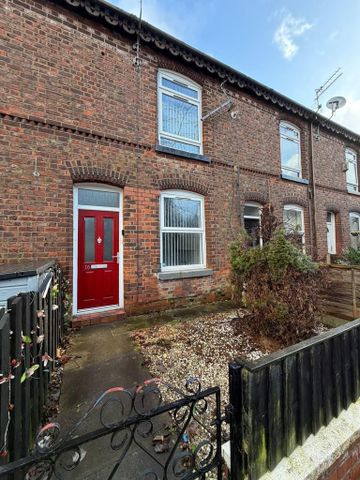 2 bedroom terraced house to rent - Photo 2