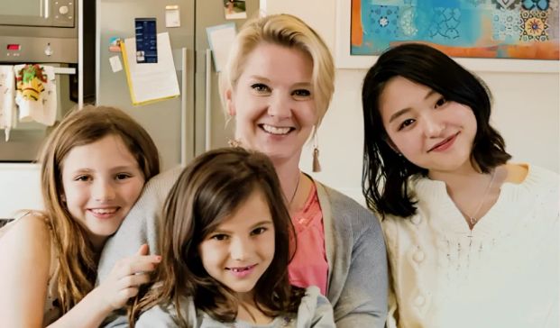 Over 18 - Single Room Half Board - Photo 1