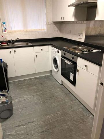 Minster Court, Liverpool, L7 - Photo 2