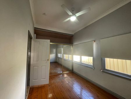 Charming 3-Bedroom Home - Photo 2