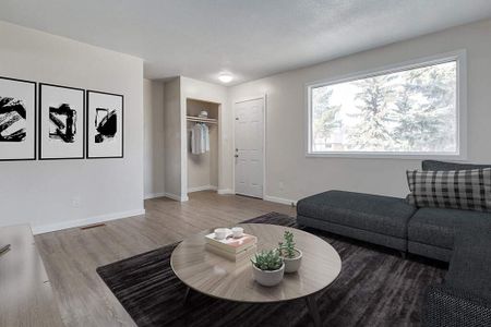 Premier Suite - 3 Bedroom - Photo 5