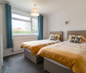 4 bedroom detached house to rent - Photo 5