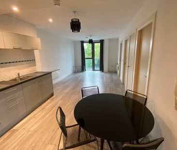 2 Bed Flat, Radcliffe House, M11 - Photo 1