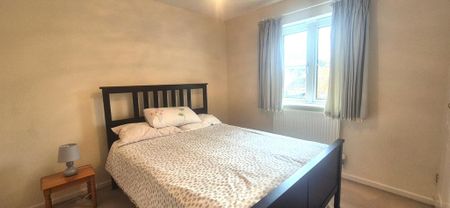 4 bedroom detached house to rent - Photo 5