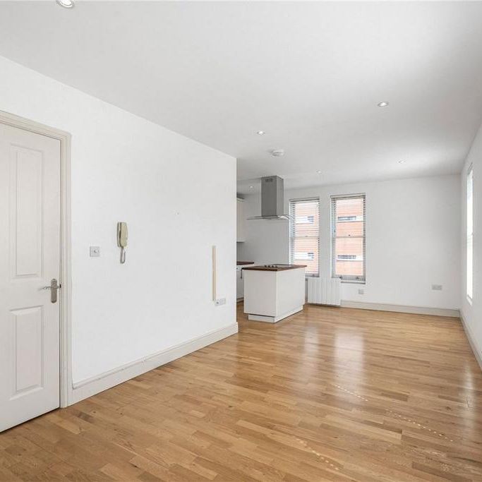 1 bedroom flat to rent - Photo 1