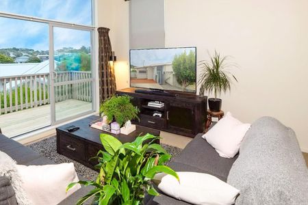 64a Sheridan Terrace, Johnsonville - Photo 4