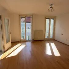 Charmante 2-Zimmer Wohnung mit Balkon & Garage im 10. Bezirk - Photo 1