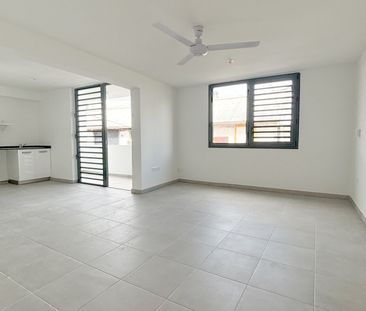 Location appartement 1 pièce, 26.80m², Fort-de-France - Photo 1