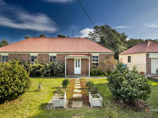 16 Bradshaw Street, LATROBE - Photo 1