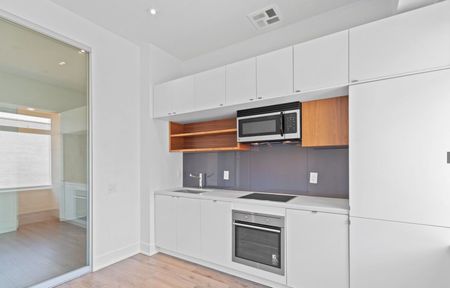 For Lease - 111 St Clair Avenue Unit# 501, Toronto, Ontario - Photo 4