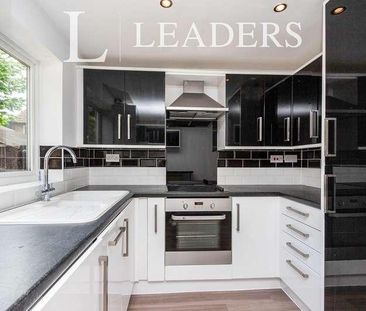Calleva Close, RG22 - Photo 2