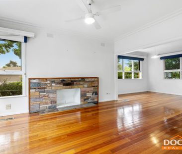 Comfortable 3 Bedroom Home - Photo 1